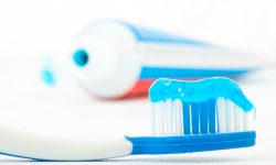 Atenție la pastele de dinți! Semnal de alarmă tras de stomatologi