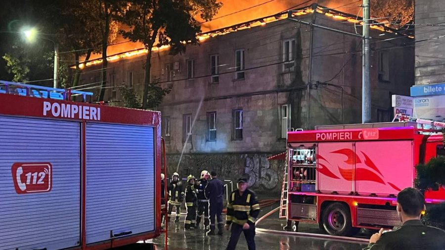 VIDEO,FOTO Incendiu în inima Capitalei! La fața locului, toate forțele din garnizoana IGSU