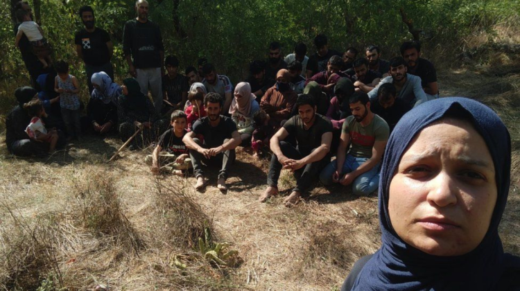 Un grup de sirieni a fost găsit pe o insulă nelocuită de la graniţa Greciei şi Turciei: Nimeni nu ne vrea