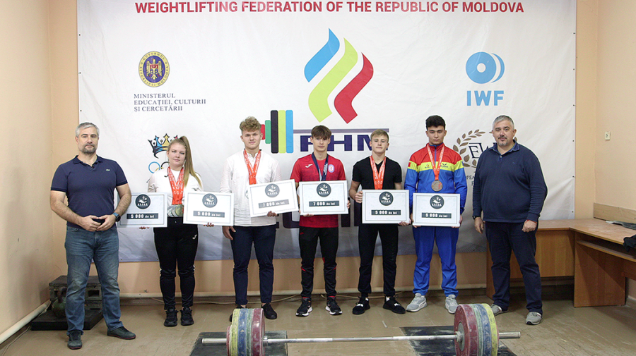 A.S.I.C.S. a premiat halterofilii care au revenit cu medalii de la Campionatul European din Polonia