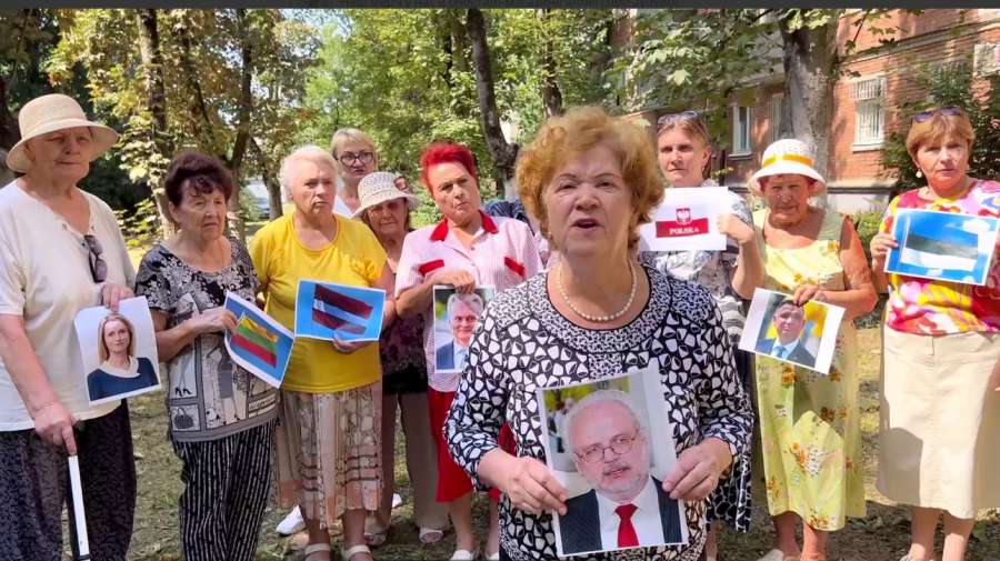 VIDEO Liderii baltici, „arși” de bătrânele lui Putin. Au dat foc mai multor șefi de stat, cu tot cu drapele
