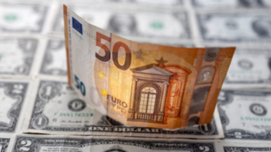 Euro continuă să piardă poziții față de dolarul american. CURS VALUTAR 7 septembrie