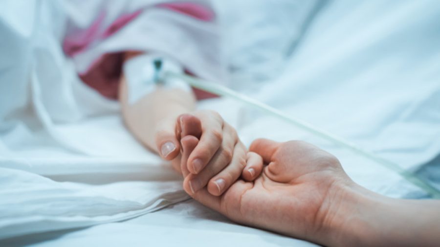 O fetiță din Sîngerei a intrat în comă, după ce s-a intoxicat cu medicamente