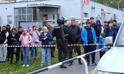 VIDEO Atac armat la o școală din Rusia. Circa zece persoane au murit
