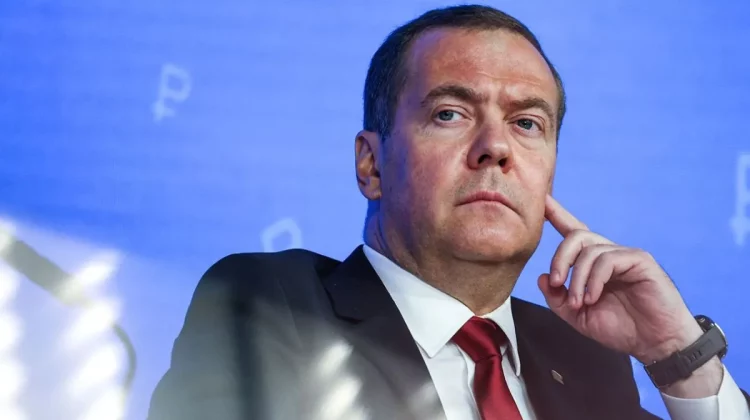 Medvedev l-a numit pe Scholz „unchișor” și a spus ceva de scobit în nas: „Germania se comportă ca un inamic al Rusiei”