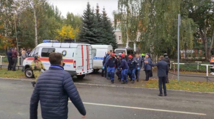 Numărul victimelor împușcate în școala din Ijevsk a crescut la 15, dintre care unsprezece doar copii