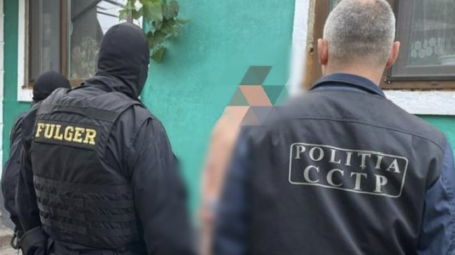 VIDEO Momentul reținerii bărbatului din Ocnița, care și-a violat fiica vitregă