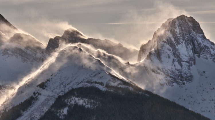 Se prevăd ninsori viscolite în munții României! La noi nopțile se vor răci simțitor