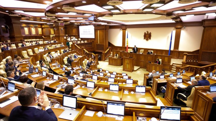 Ultimele două ședințe plenare ale Parlamentului din acest an. Principalul proiect care va fi aprobat în lectura a doua