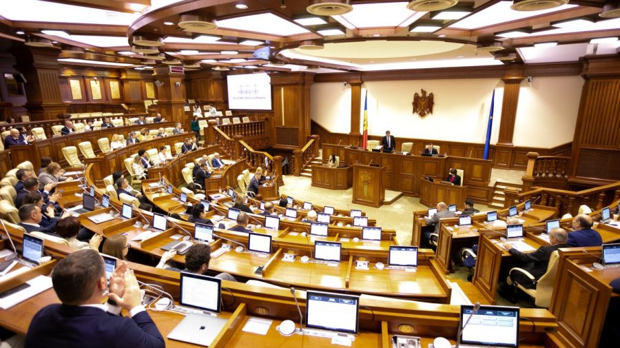 Deputații din partidul Șor vor boicotează din nou ședința Parlamentului! Vezi motivul