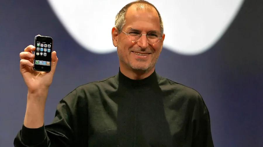 Fiica lui Jobs face haz de noul iPhone 14. Cum a ironizat Eve lansarea dispozitivului?