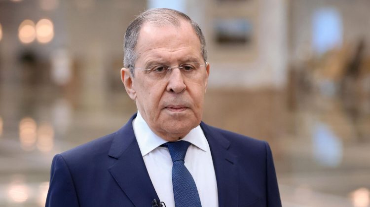 Serghei Lavrov consideră că nu are rost să menţină prezenţa diplomatică a Rusiei în Occident