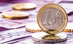 CURS VALUTAR 7 octombrie: Euro și dolarul se ieftinesc