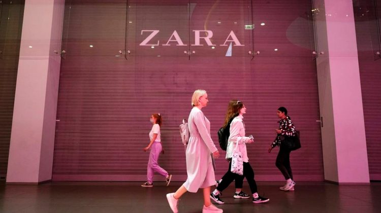 Rușii își iau adio de la Zara! Compania și-a vândut toate magazinele din Federația Rusă