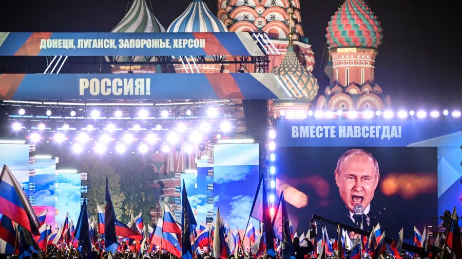 Putin a sărbătorit anexarea celor patru teritorii din Ucraina într-o haină de 7500 EURO