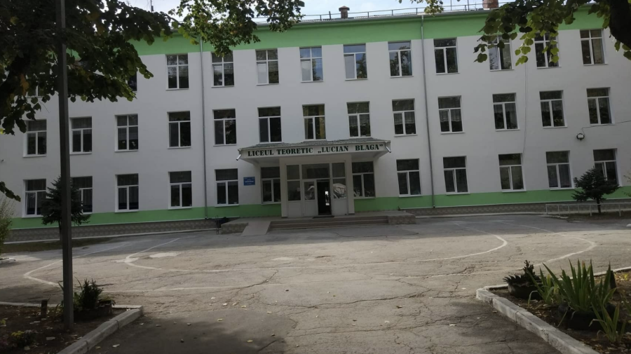 VIDEO Detalii noi despre incidentul de la liceul Blaga, unde tencuiala a căzut peste o elevă. Cine se face vinovat