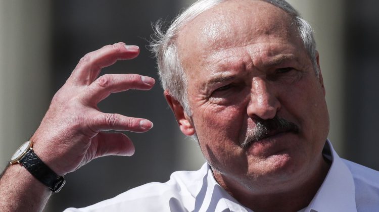 Lukaşenko: Kievul trebuie să negocieze cu Moscova fără condiţii prealabile
