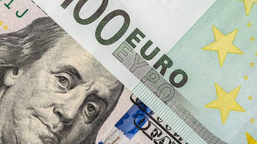 De la egal la egal! Euro și dolarul ajung la același nivel. CURS VALUTAR 9 noiembrie