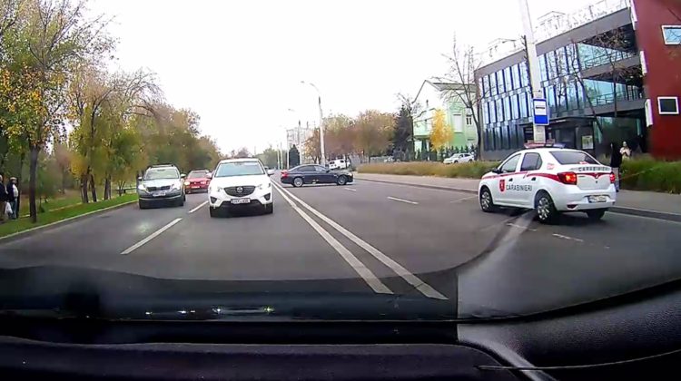 VIDEO Mașină în chirie și comportament agresiv. Șoferul care a condus „dansând” pe Albișoara – identificat de Poliție