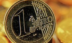 CURS VALUTAR 25 noiembrie: După luni de rătăcire, euro prinde puteri! Moneda europeană depășește pragul de 20 de lei