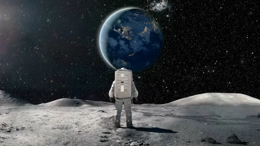NASA pregătește misiunile care vor duce pe Lună prima femeie și prima persoană de culoare