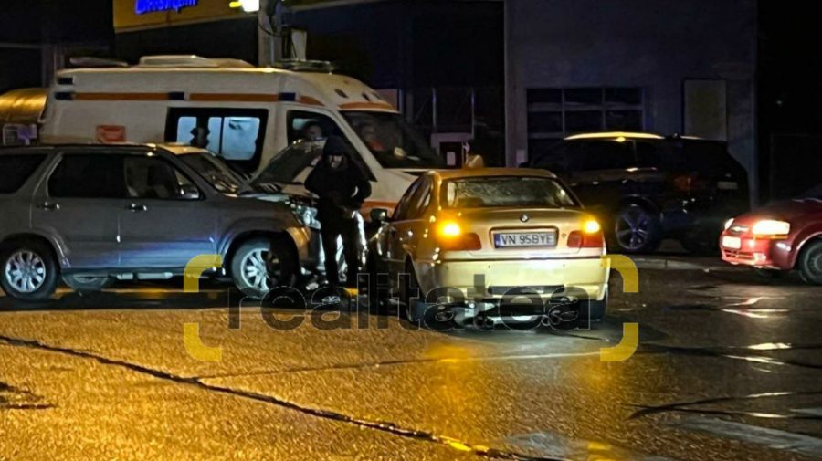 VIDEO Un nou accident în Capitală. O ambulanță, la fața locului