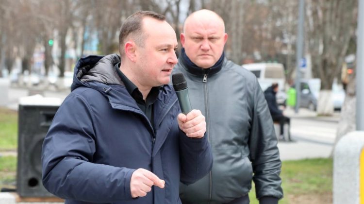 STOP CADRU Au făcut încălzirea în raioane? PSRM pregătește un protest în Chișinău