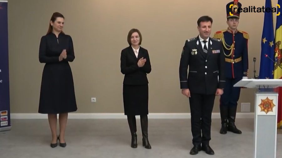 VIDEO Șeful IGP, Viorel Cernăuţeanu, a primit gradul de general. Decretul a fost semnat de Maia Sandu