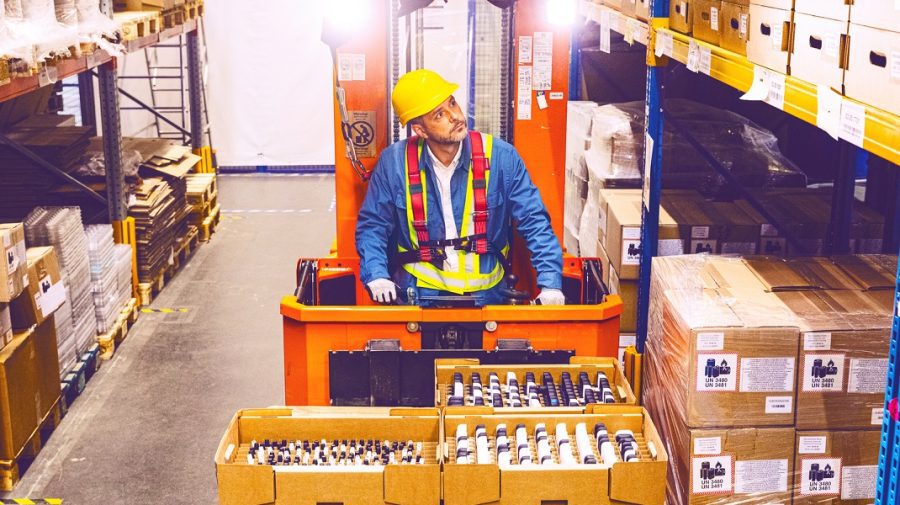 Philip Morris Moldova și „Colectez.eu” au realizat primul export de dispozitive electronice destinate reciclării