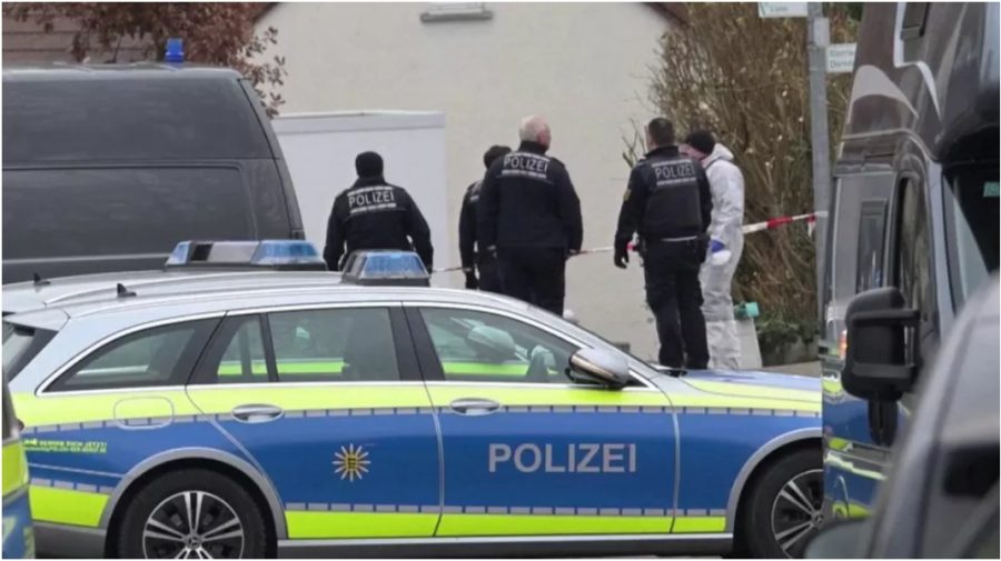Atac cu un cuțit asupra două eleve pe o stradă din Germania. O tânără a decedat. Atacatorul, un solicitant de azil