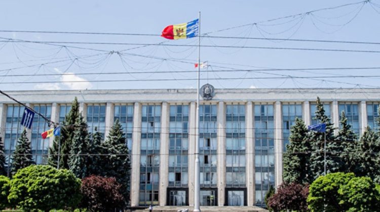 Chișinăul va ține în taină achizițiile făcute de MAEIE pentru reuniunea istorică care va avea loc în iunie. De ce?