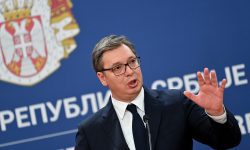 Aleksandar Vučić demisionează din funcția de președinte al Serbiei. Țara se pregătește pentru alegeri anticipate
