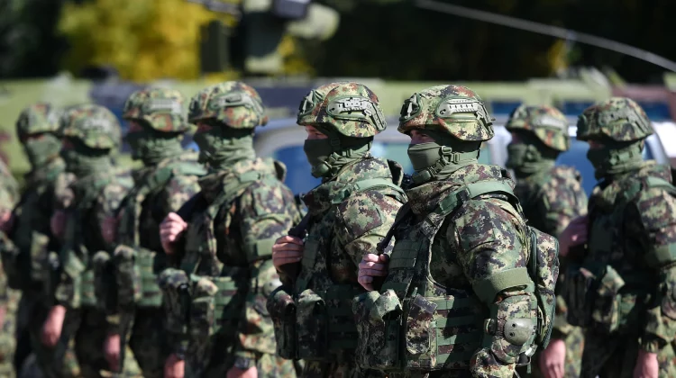 Armata sârbă în stare de alertă: Șeful Statului Major a fost trimis la granița cu Kosovo