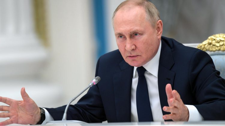 Vladimir Putin afirmă că operaţiunea militară din Ucraina merge bine: Sper că soldaţii vor obţine mai multe victorii