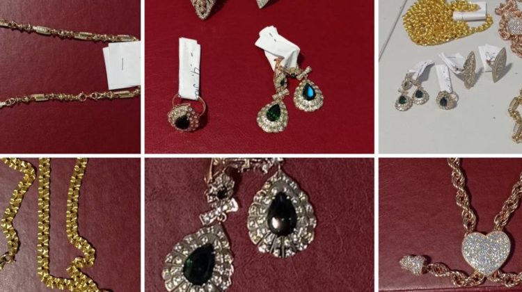 Bijuterii de circa 7000 de dolari, depistate în bagajele unui ucrainean. Spunea că nu are nimic de declarat
