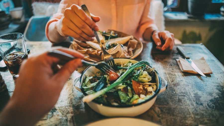 De ce este recomandat să mănânci încet? Top motive potrivit unui studiu