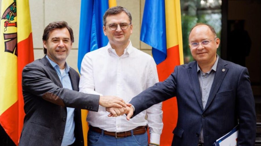 Trilaterala Moldova-România-Ucraina: Miniștrii de Externe și cei ai Apărării își dau mâna la București