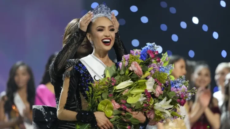 VIDEO Ea a câștigat titlul de Miss Univers. De-a cui e? Vrea să ridice vârsta de participare la concurs