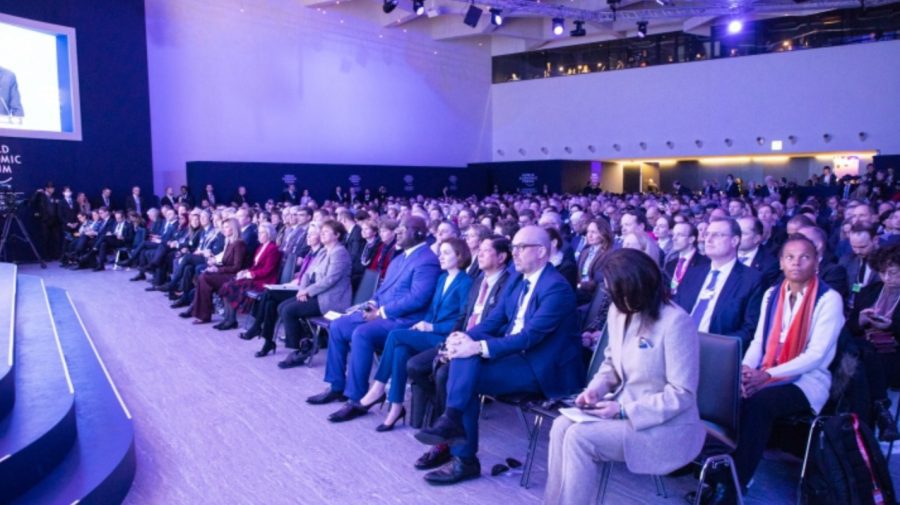 Discuţii cu Soros și îndemn pentru holdinguri să vină în Moldova. Cum a trecut a treia zi a Maiei Sandu la Davos?