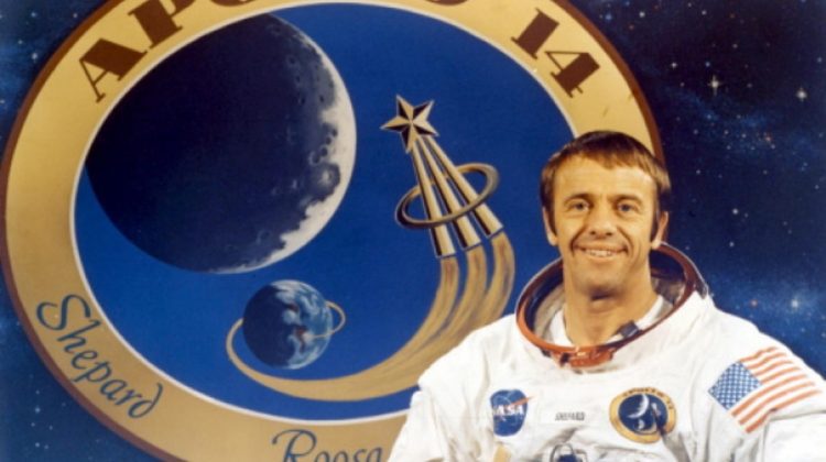 FOTO Astronautul care a jucat golf pe Lună: „Costumul este atât de rigid”