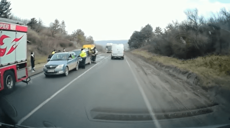 VIDEO Patru unități de transport s-au tamponat, pe șoseaua Balcani. A intervenit și ambulanța