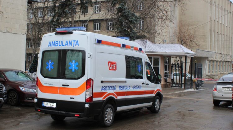 Ambulanța ajunge la moldoveni! Cel mai des a fost solicitată în cazul urgențelor cardiovasculare