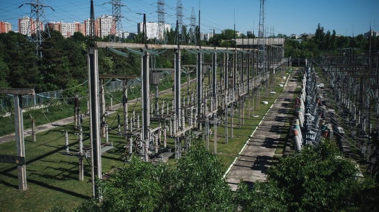 BANI.MD: Tiraspolul trage cablul în Republica Moldova, în luna februarie, dar nu pentru toată lumina