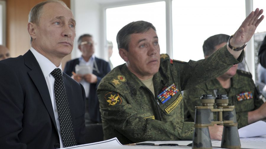 Putin îi ordonă lui Gherasimov să cucerească Donbasul până în luna martie