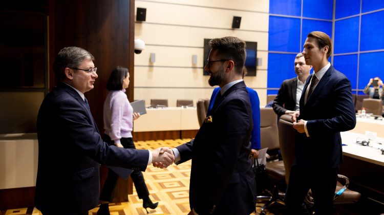 FOTO Polonia, exemplu pentru Moldova. Planurile lui Grosu după întrevederea cu un grup de deputați polonezi