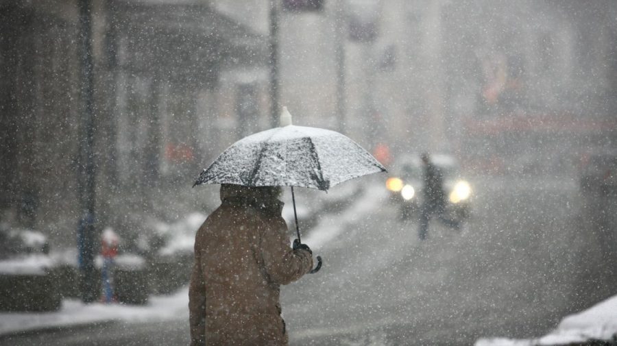 Lapoviță și ploi pe întreg teritoriul țării: Câte grade anunţă meteorologii pentru astăzi
