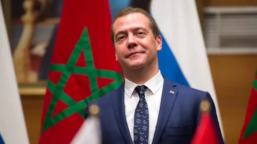 Medvedev vrea să legalizeze furtul produselor străine. De parcă până acum se temeau să le copieze…