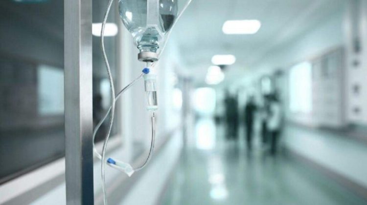 O copilă de 14 ani a decedat pe patul de spital. Adolescenta a ajuns cu Aviasan de la Sîngerei la Chișinău