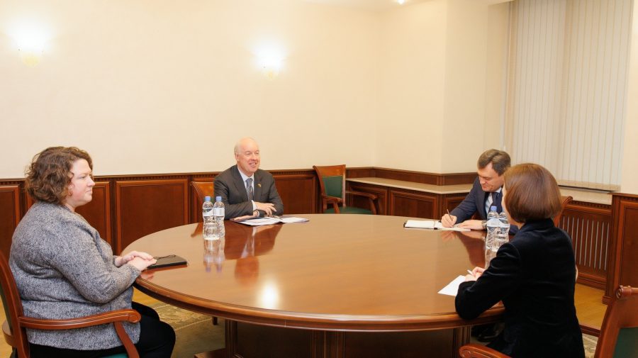 Ce spune ambasada SUA la Chișinău despre întrevederea ambasadorului Kent Logsdon cu președinta Maia Sandu