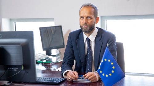 Janis Mazeiks: Aderarea la sancțiunile UE împotriva Rusiei înseamnă aderarea la valorile europene pentru Moldova
